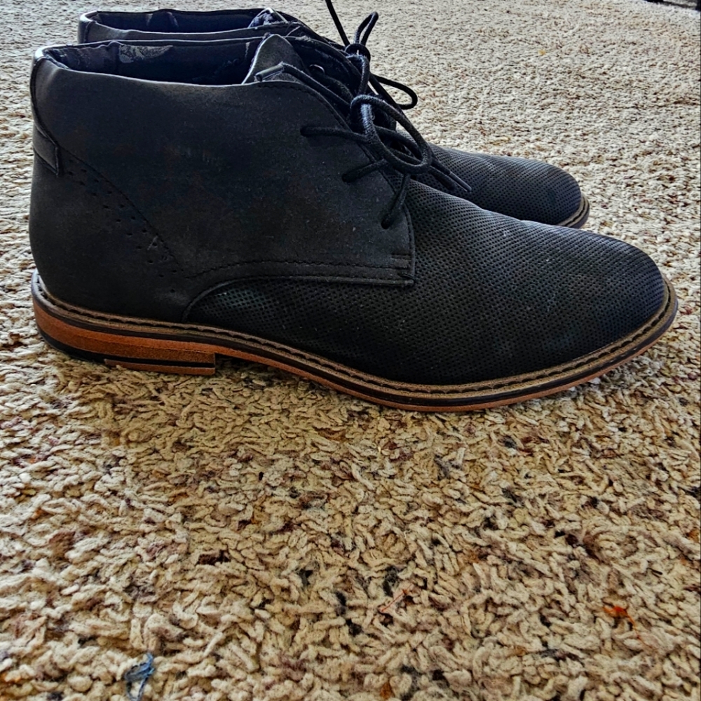 STEVE MADDEN dress shoes, size 9